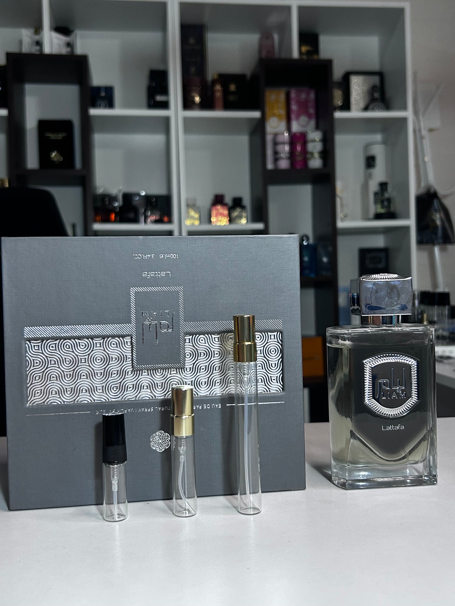 Liam Grey Lattafa - Decants